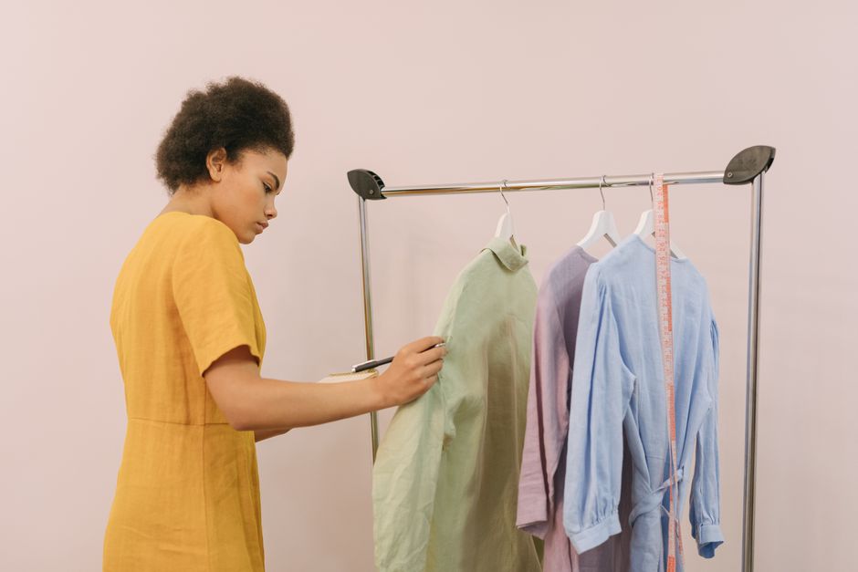 Building a 30-Piece Capsule Wardrobe That Actually Works