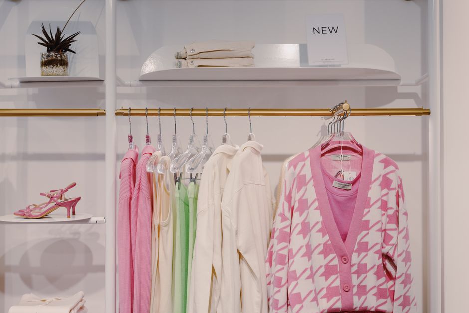 The Shopper’s Guide: How to Identify High-Quality Clothing Basics That Last a Decade